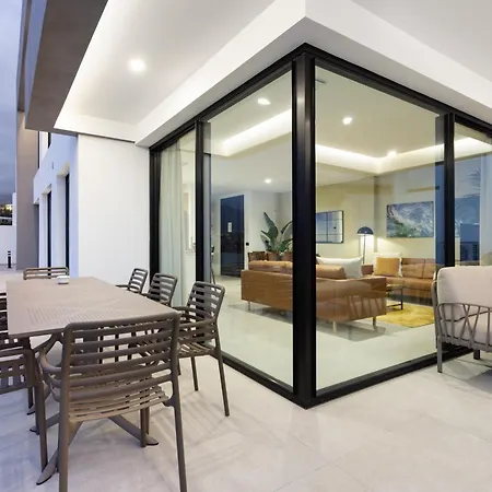 New ! Gorvorana Norte - Private Pool, Bbq, 8pax * Realejo Bajo